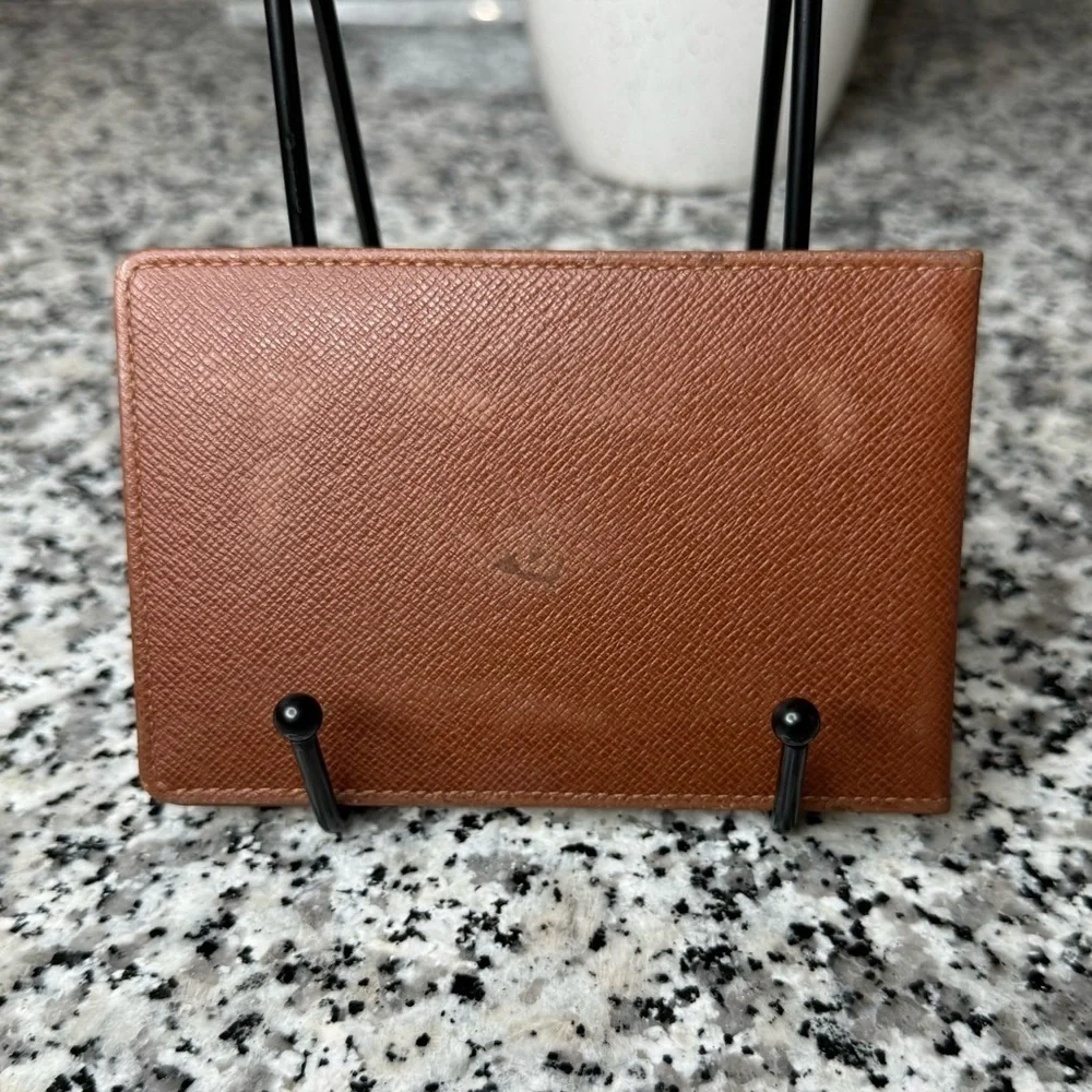 Louis Vuitton | Brown Taiga Men's Wallet Card Holder